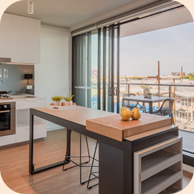 The yards 400x400 53 crn round.png